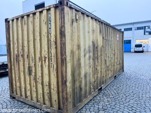 Container marittimo dismesso 20 piedi Hradec Králové, HZKU 150 239-7 Container marittimo dismesso 20 piedi Hradec Králové, HZKU 150 239-7