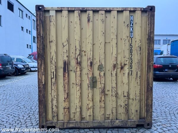 Container marittimo dismesso 20 piedi Hradec Králové, HZKU 150 239-7 Container marittimo dismesso 20 piedi Hradec Králové, HZKU 150 239-7