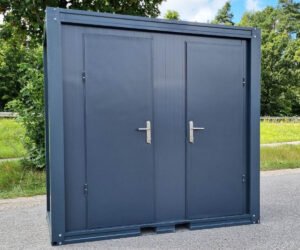 Container sanitario SCD RAL 7016 Grigio antracite | A 2335 x L 2400 x P 1200 mm | 2 porte | 2 WC Container sanitario SCD RAL 7016 Grigio antracite | A 2335 x L 2400 x P 1200 mm | 2 porte | 2 WC