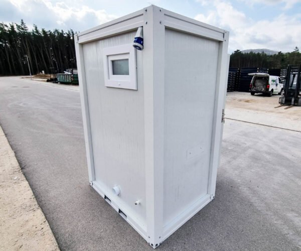 Container sanitario SCEW RAL 9002 Bianco grigiastro | A 2335 x L 1650 x P 1200 mm | porta a un'anta | con acqua calda